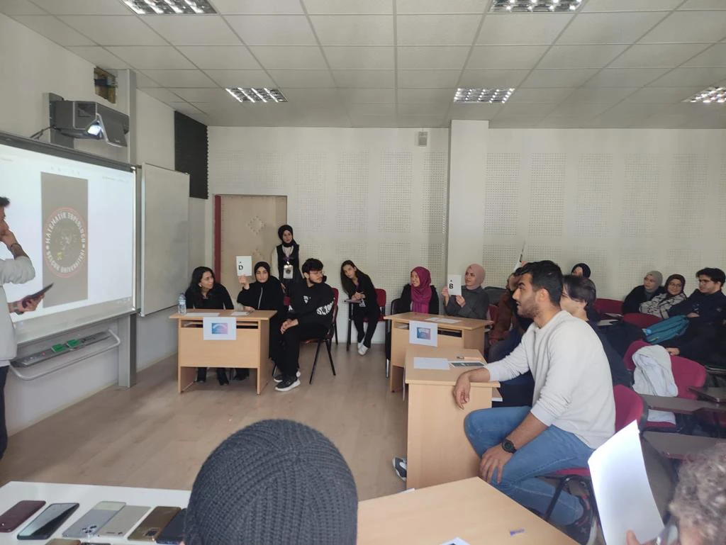 Matematik Topluluğunun düzenlediği 1. Bilgi Yarışması etkinliği 